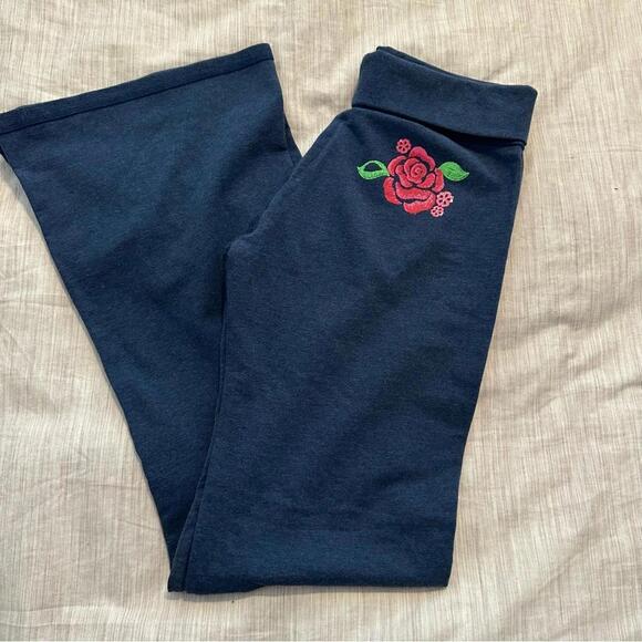 Y2K Victoria’s Secret Foldover bootcut Pants - Picture 3 of 4